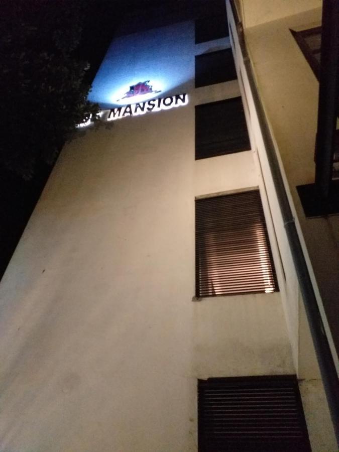 De Mansion Hotels Katugastota Buitenkant foto